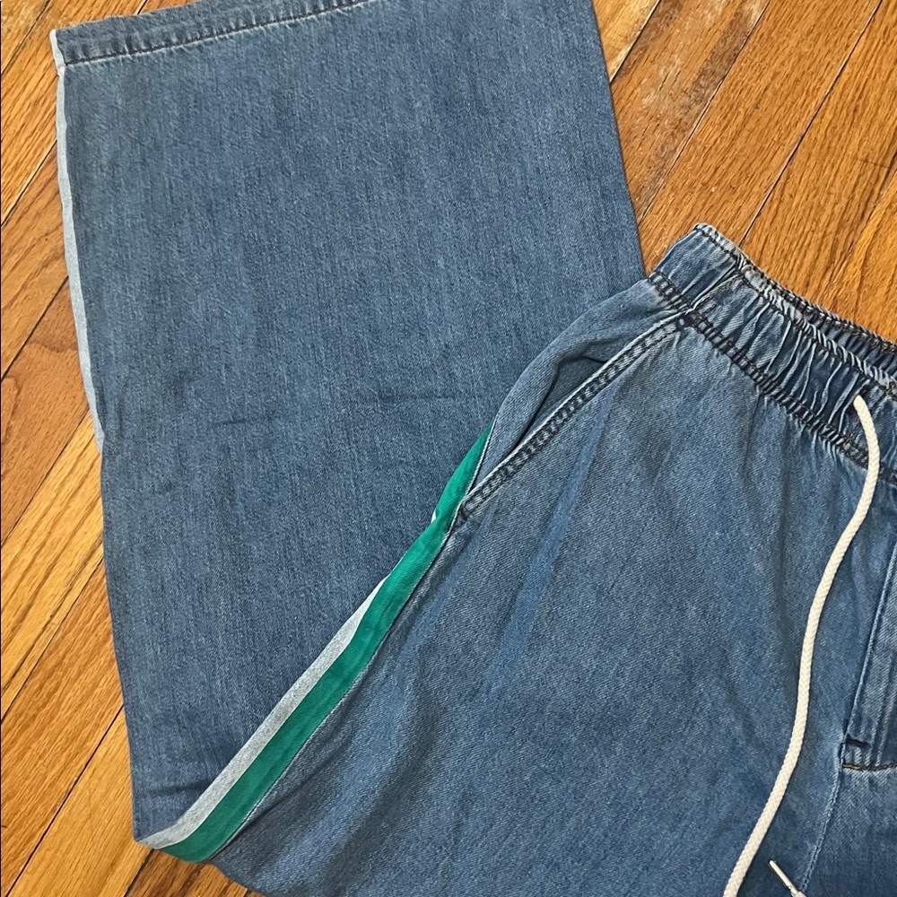 Anthropologie Pilcro Blue Wide-Leg Jeans with Green Stripe. Like new used once. - Picture 7 of 7